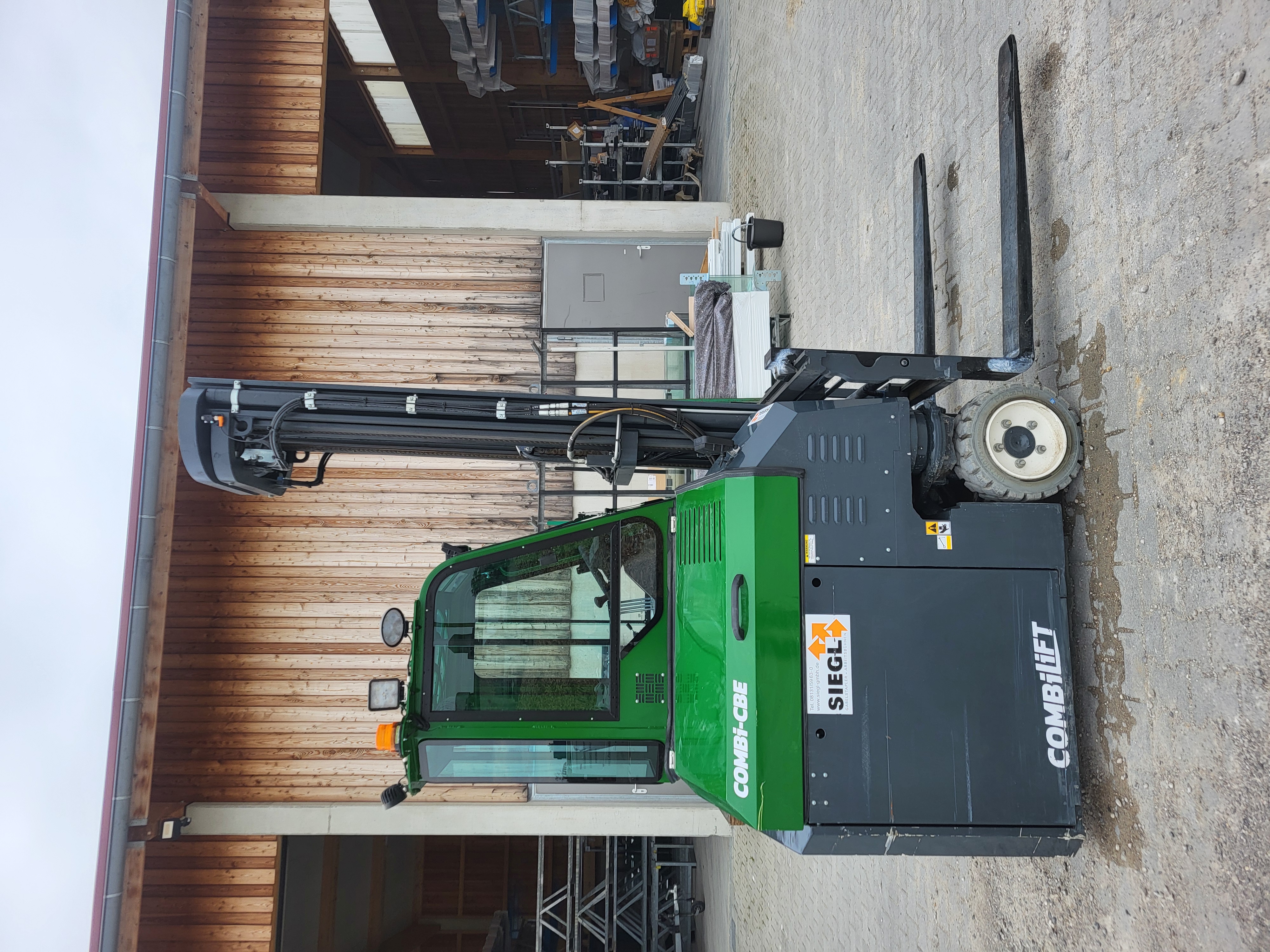Combilift CBE3000