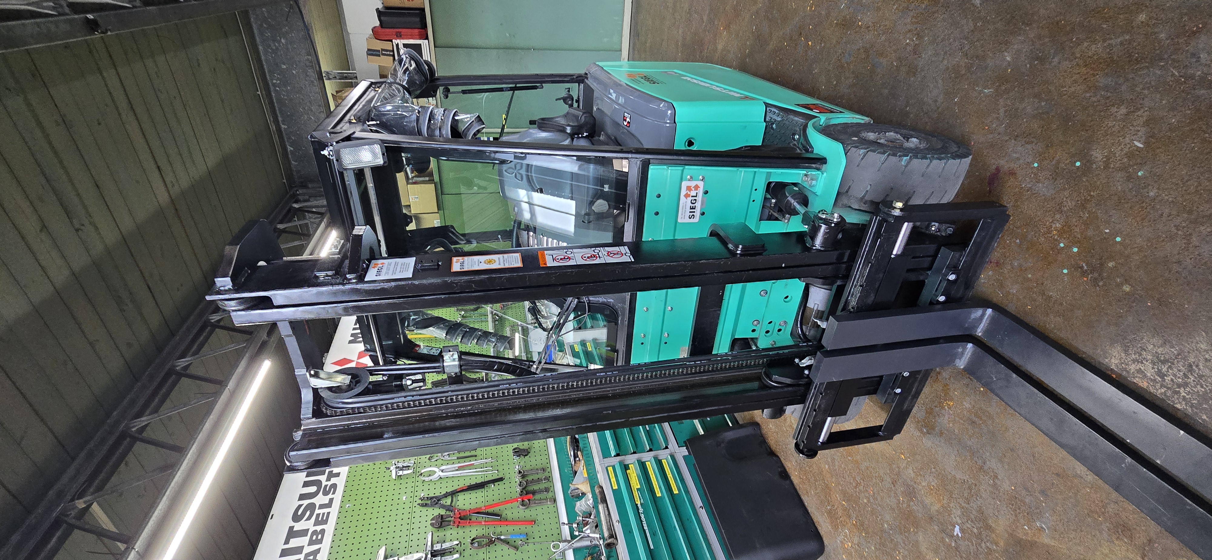 Mitsubishi FB16PNT