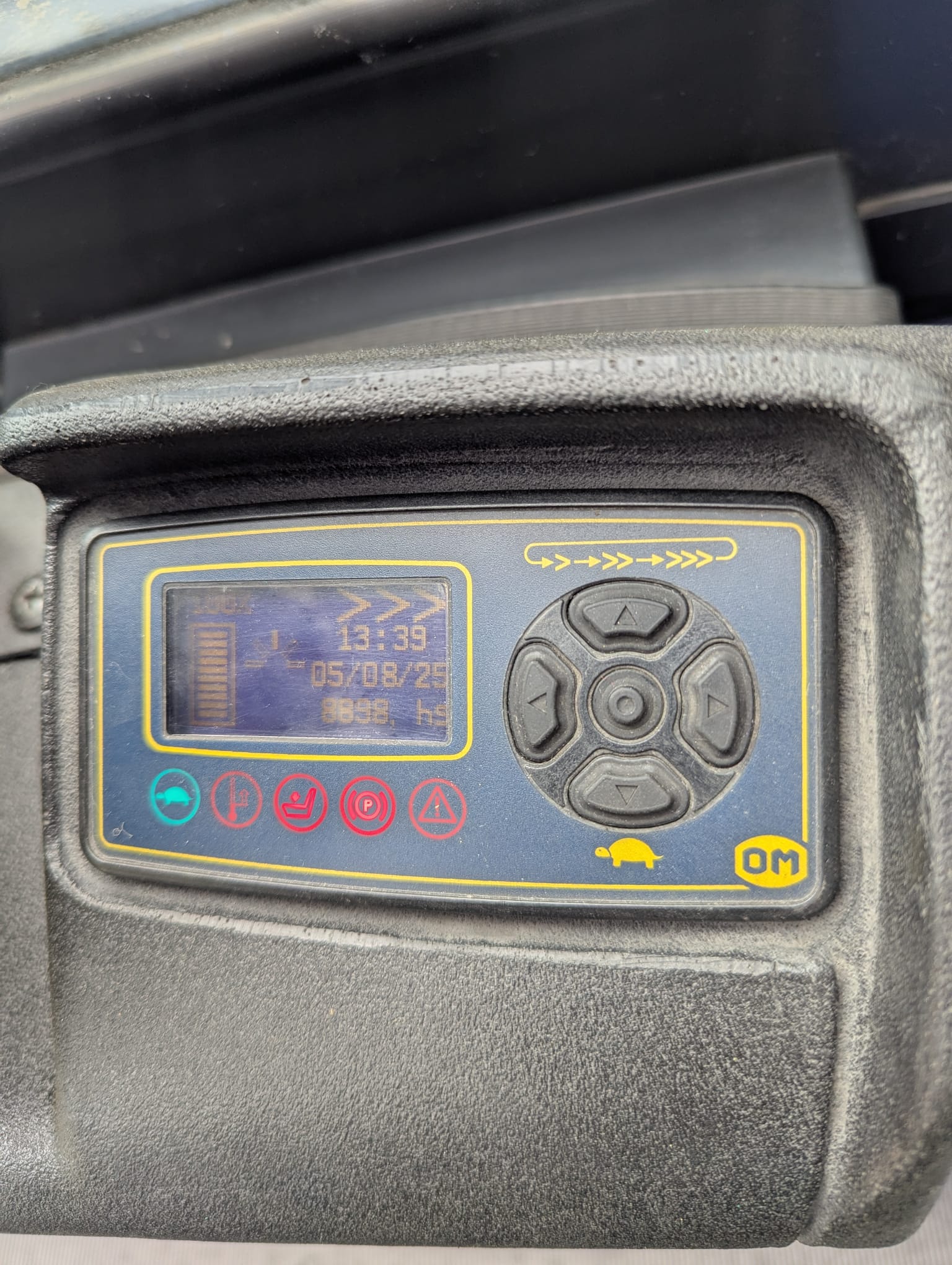 OM XE13³ac