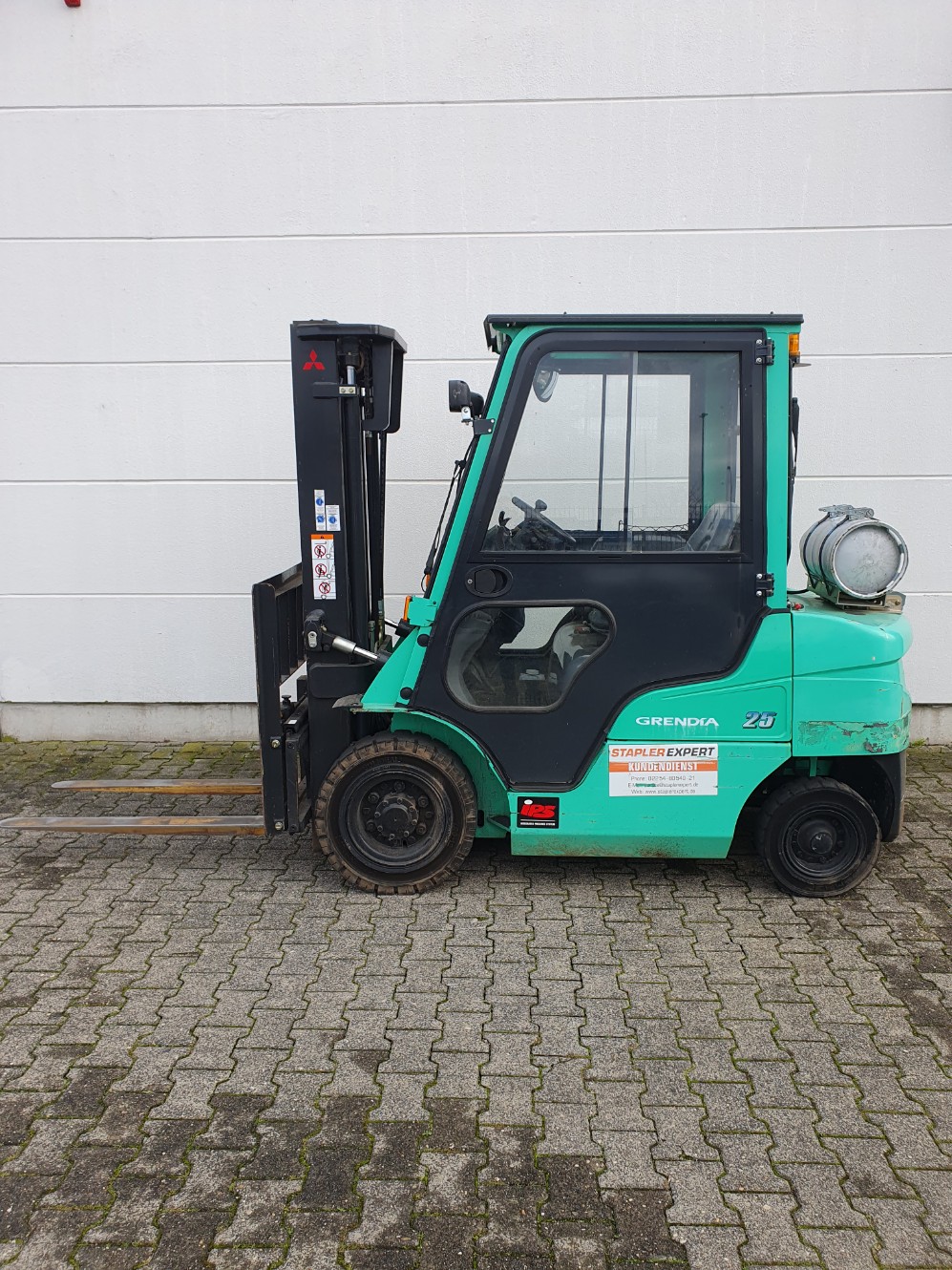 Mitsubishi FG25N 2SP330