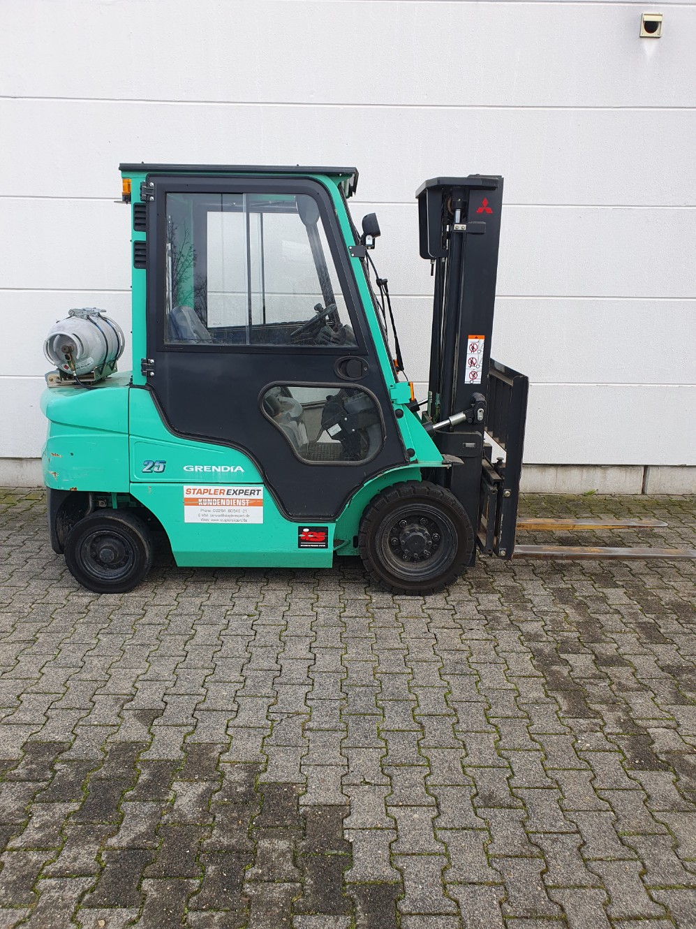 Mitsubishi FG25N 2SP330
