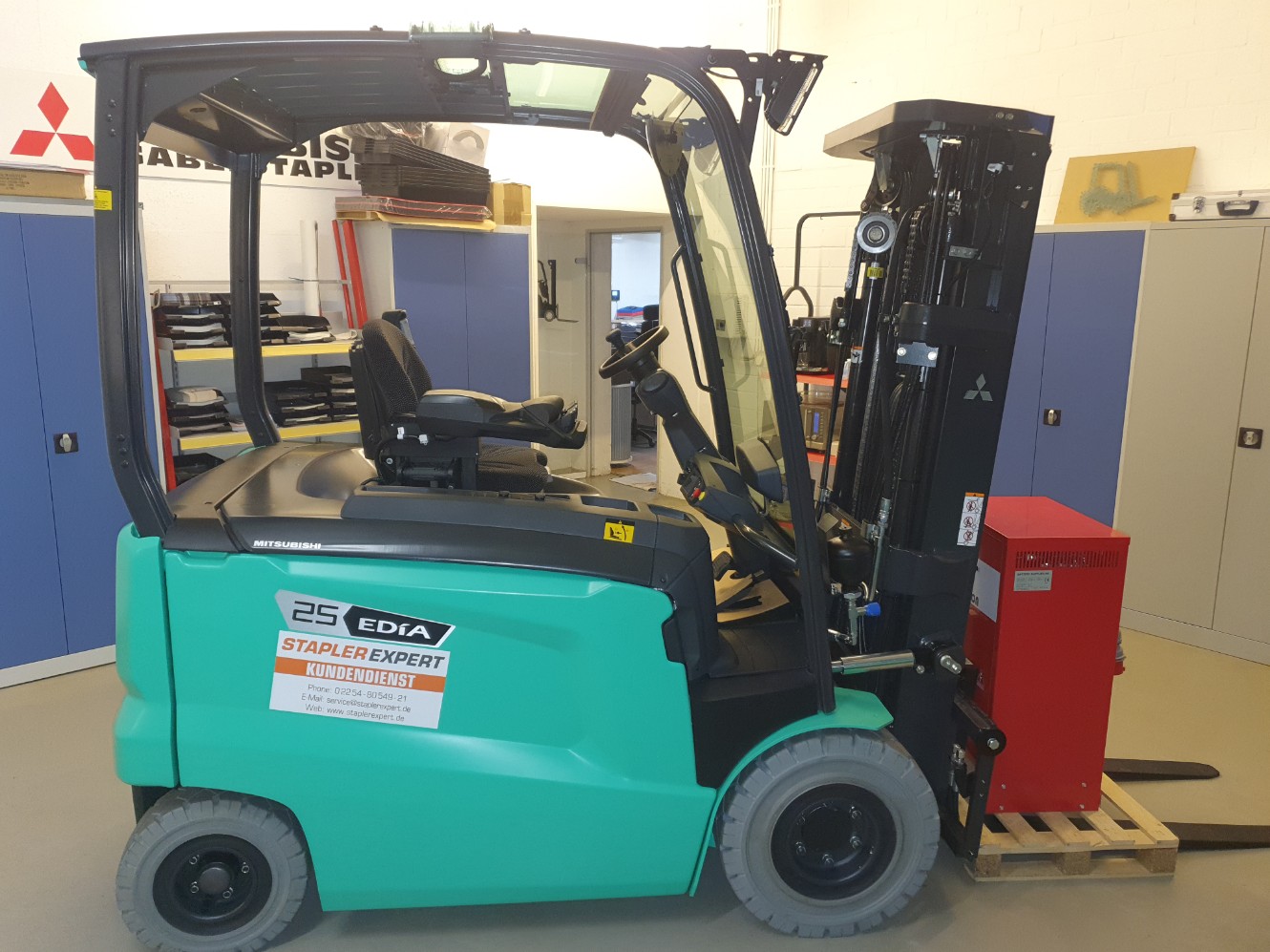 Mitsubishi FB25ACN 3FP480