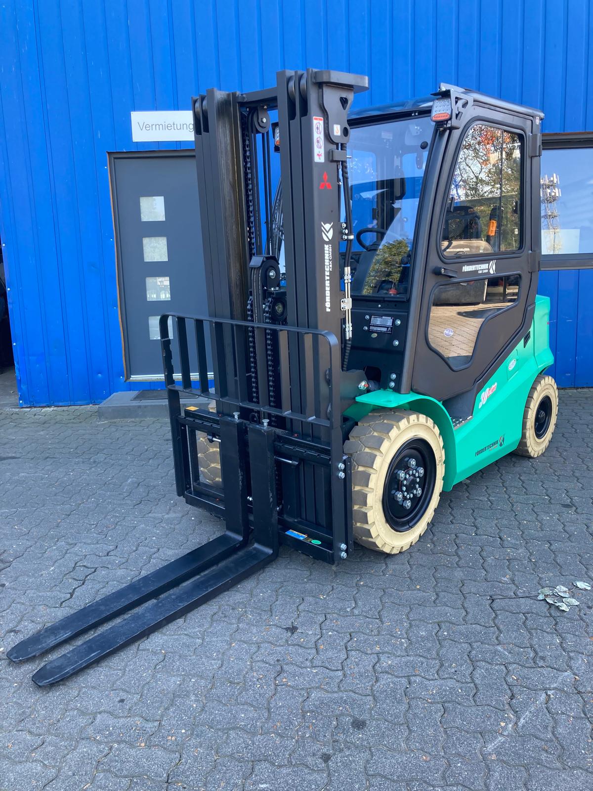 Mitsubishi L'M ECB30Q